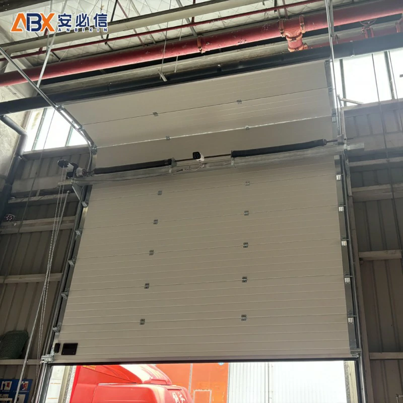 江门市翻板滑升门